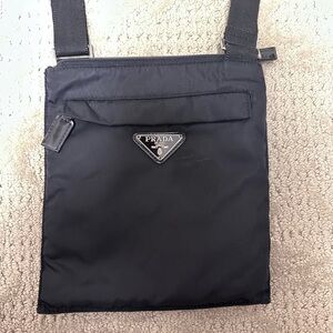 FAkE Prada Black Nylon Shoulder Bag